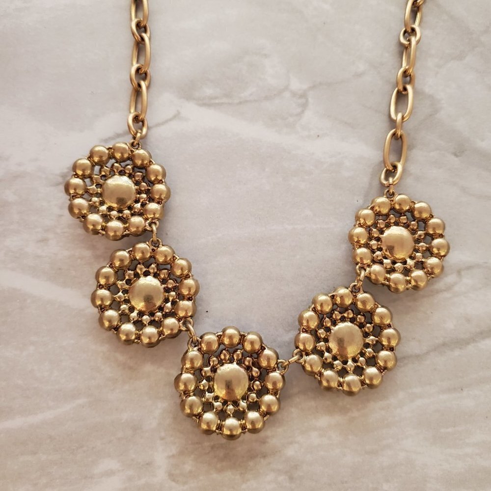 ✨ J.Crew Classic Rhinestones Pave Crystal Medallion Statement Necklace ✨ - Picture 11 of 12